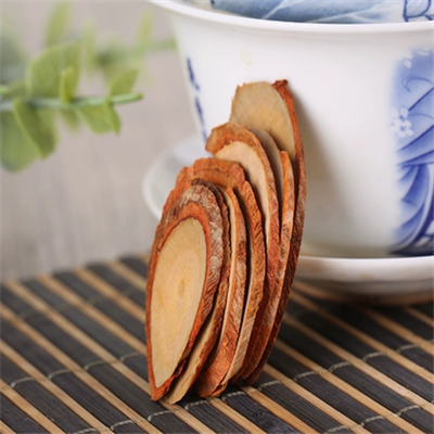 东革阿里是伟哥吗 东革阿里跟伟哥的区别